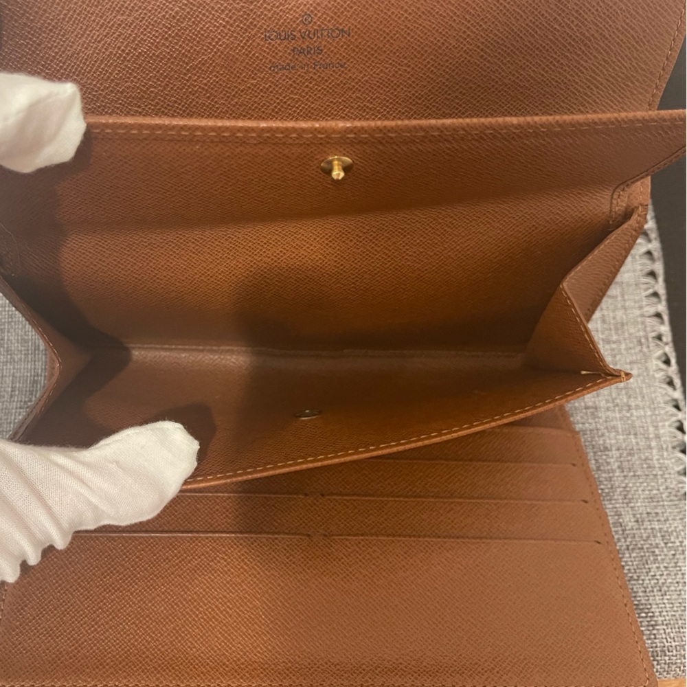 24. Louis Vuitton Porte Tresor International Wallet Monogram Canvas - Picture 9 of 9